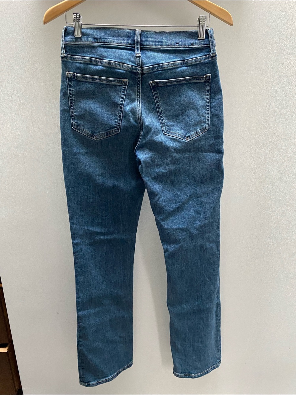 GAP Women's Universal Baby Boot Jeans in Mid Blue - Picture 3 of 5